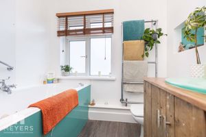 Photo 34- click for photo gallery